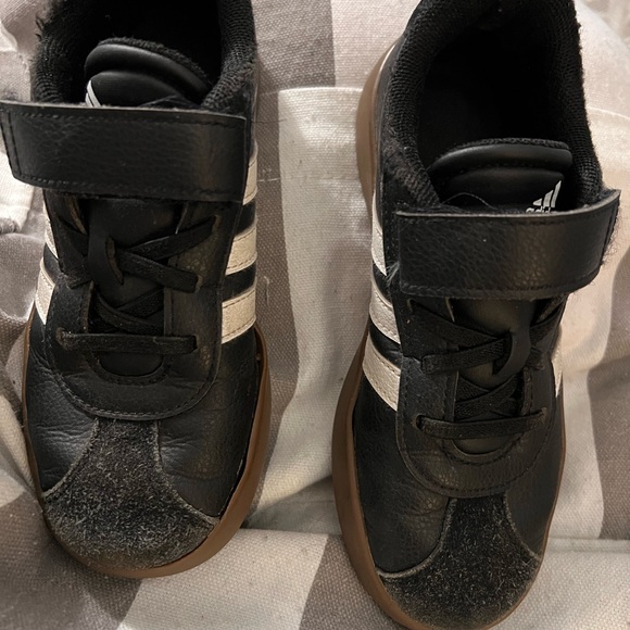 Adidas black and white sneakers - Picture 2 of 7